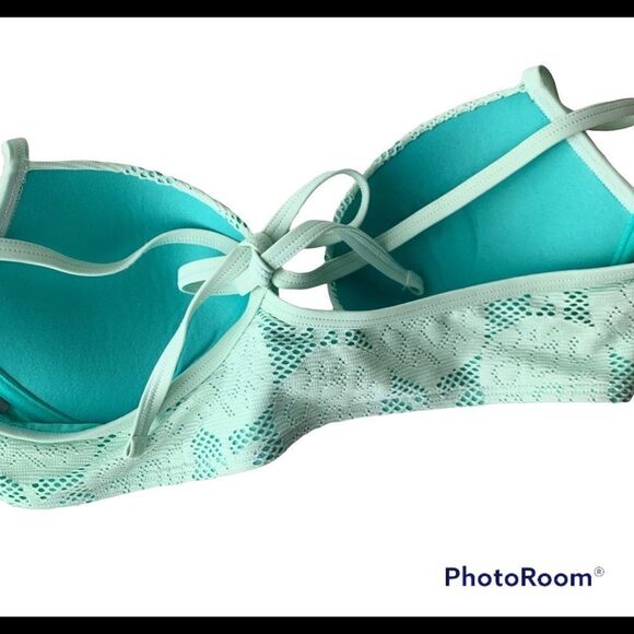 ✨ Aerie padded push-up pineapple crochet lace swimsuit bikini top ✨ - Picture 4 of 6